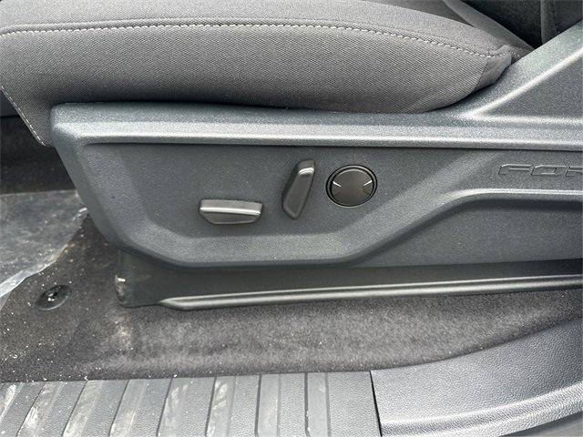 New 2025 Ford F150 XLT w/ Equipment Group 302A MID image 28