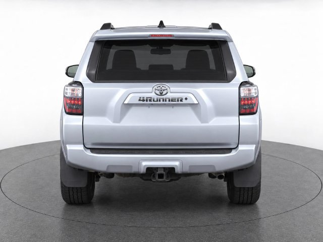 Used 2021 Toyota 4Runner SR5 AWD/4WD image 3