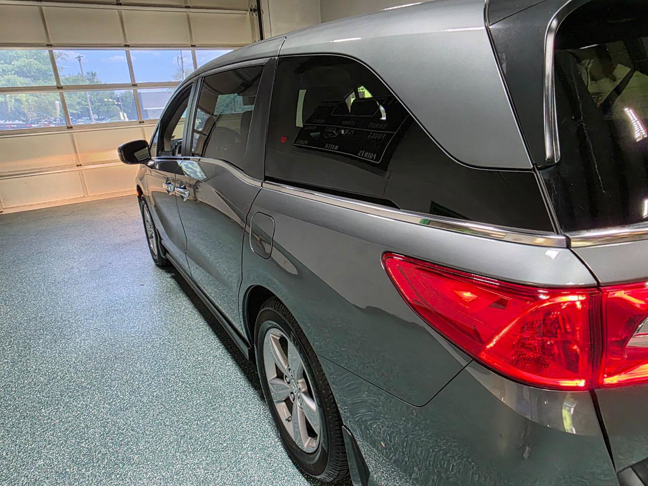 Used 2018 Honda Odyssey EX-L image 10