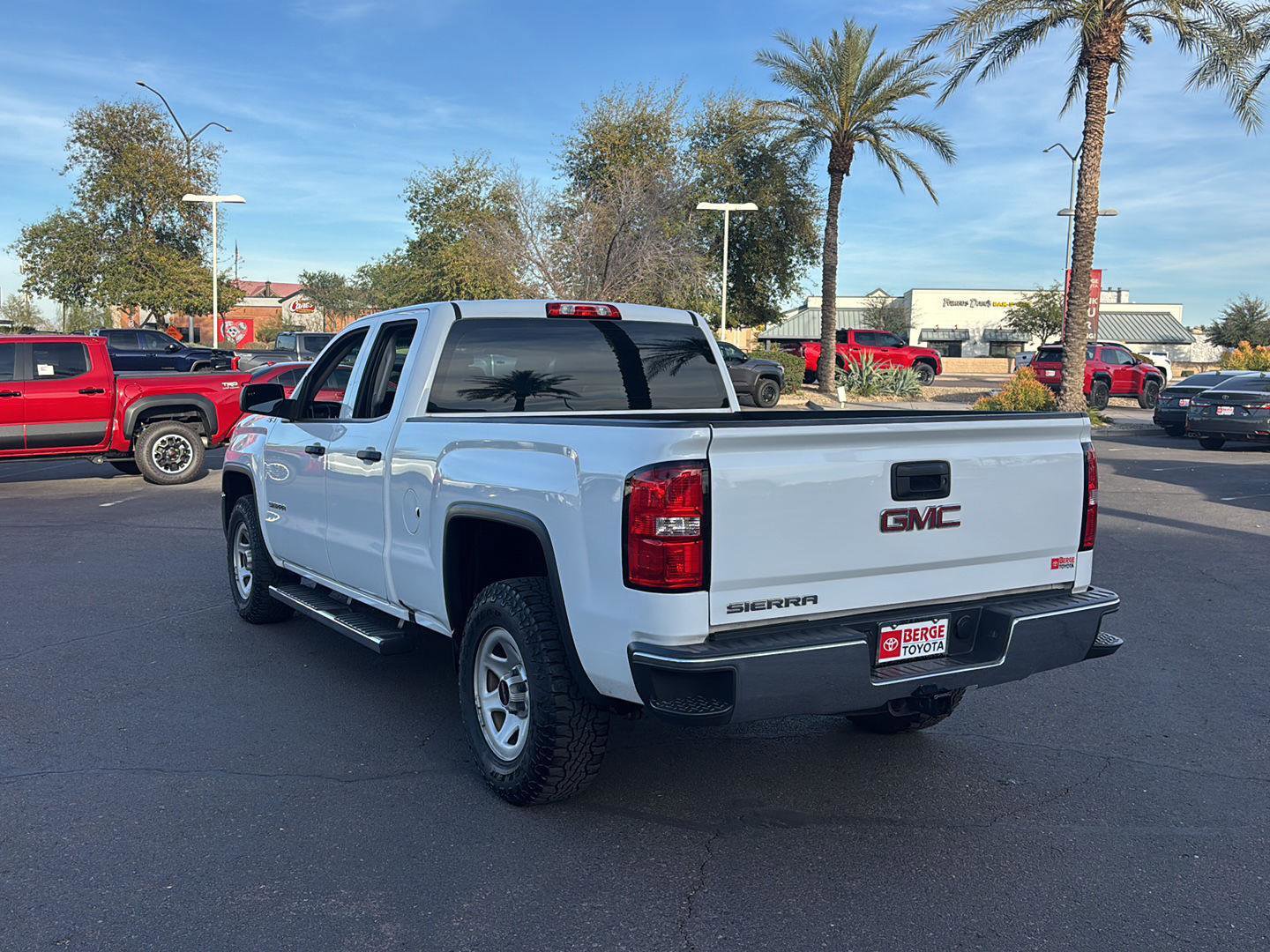 Used 2017 GMC Sierra 1500 4x4 Double Cab w/ Sierra Convenience Package image 4