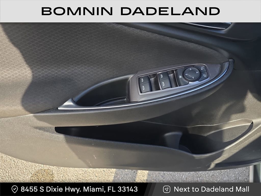 Used 2021 Chevrolet Malibu LT image 15