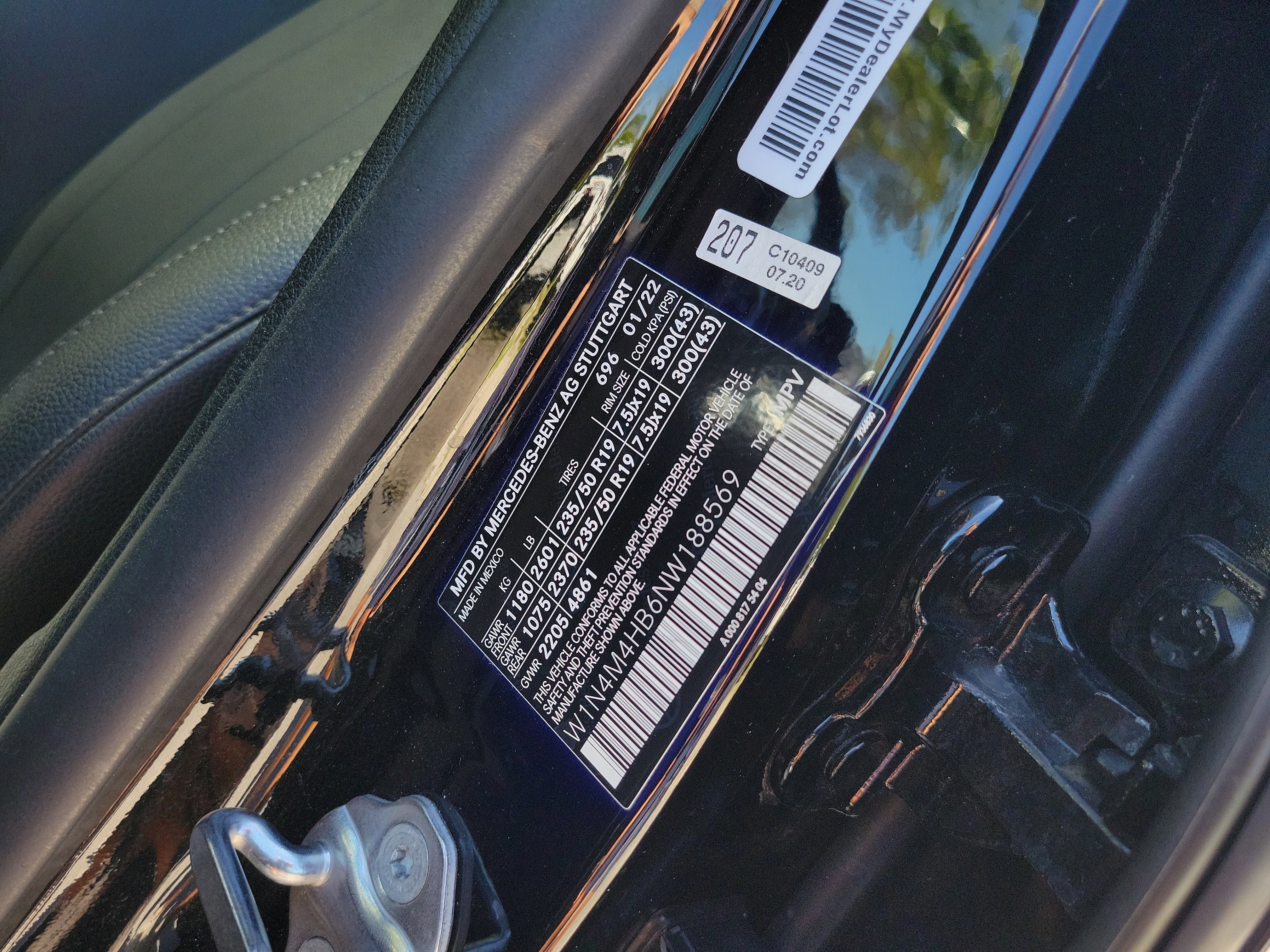 Certified 2022 Mercedes-Benz GLB 250 4MATIC image 34