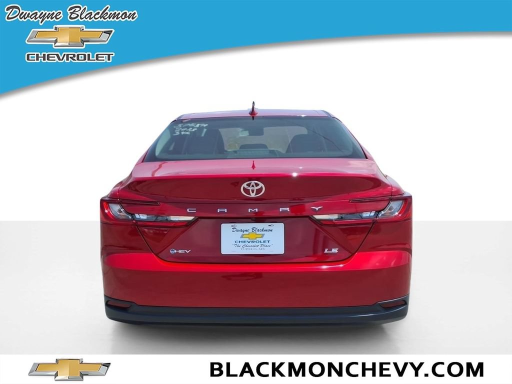 Used 2025 Toyota Camry LE FWD image 4