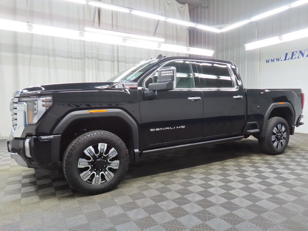 Used 2024 GMC Sierra 2500 Denali w/ Denali Reserve Package AWD/4WD image 7