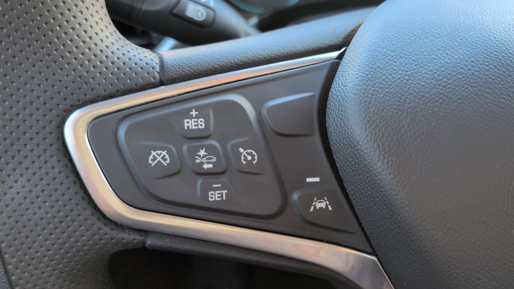 Used 2023 Chevrolet Equinox LS FWD image 18