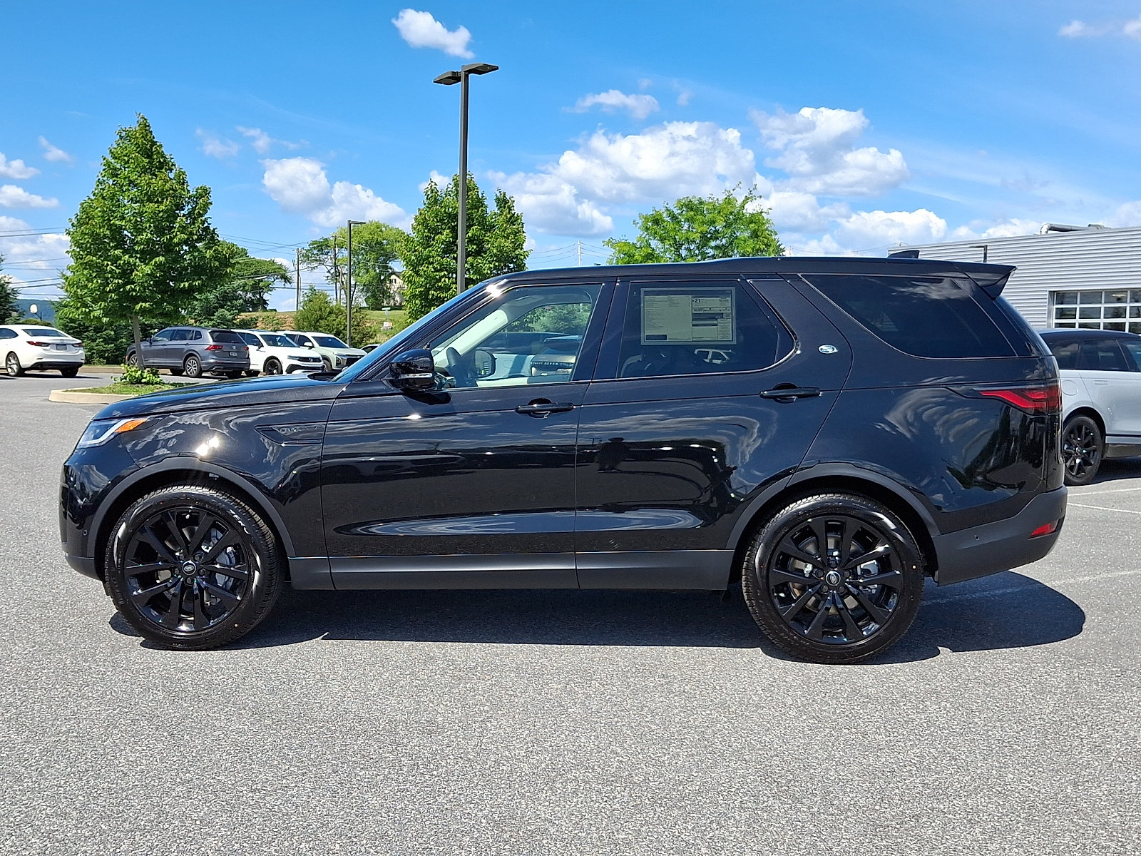 New 2026 Land Rover Discovery S AWD/4WD image 7