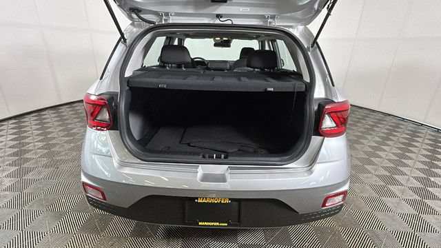 Certified 2023 Hyundai Venue SEL FWD image 26