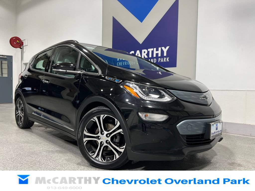 Used 2017 Chevrolet Bolt Premier w/ Driver Confidence II Package FWD image 1