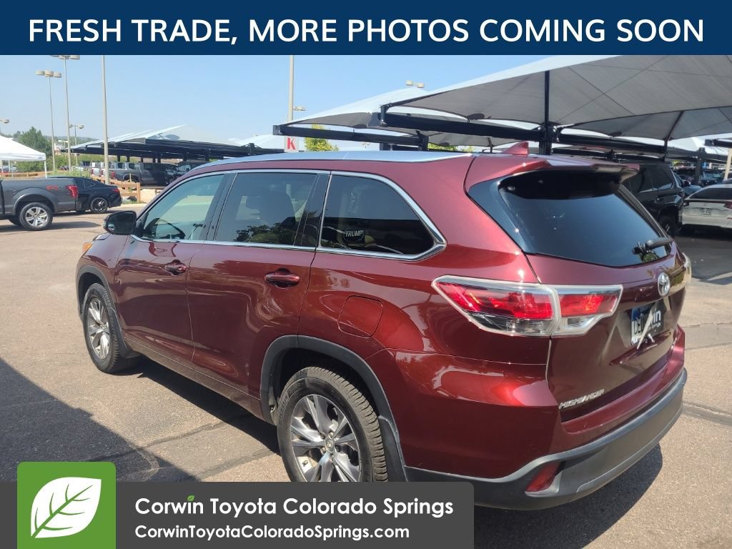 Used 2015 Toyota Highlander XLE AWD/4WD image 6