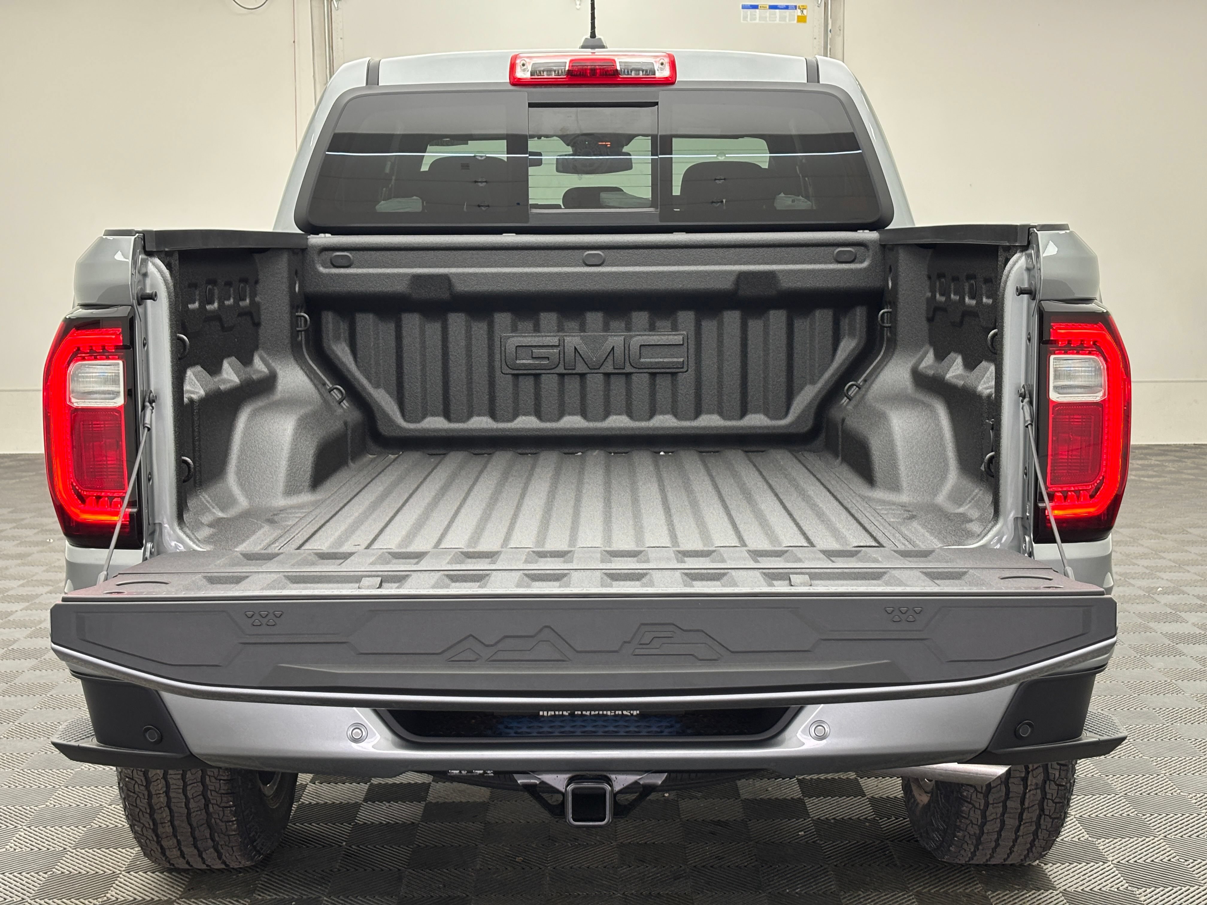 New 2026 GMC Canyon Elevation w/ Convenience Package AWD/4WD image 9