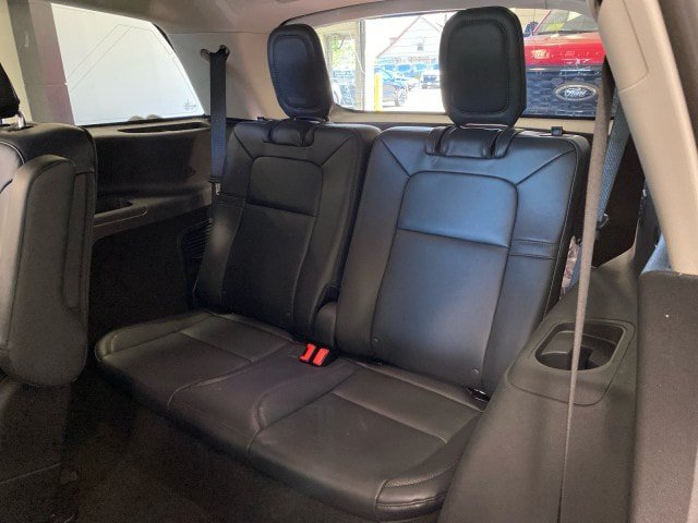 New 2026 Lincoln Aviator AWD image 11