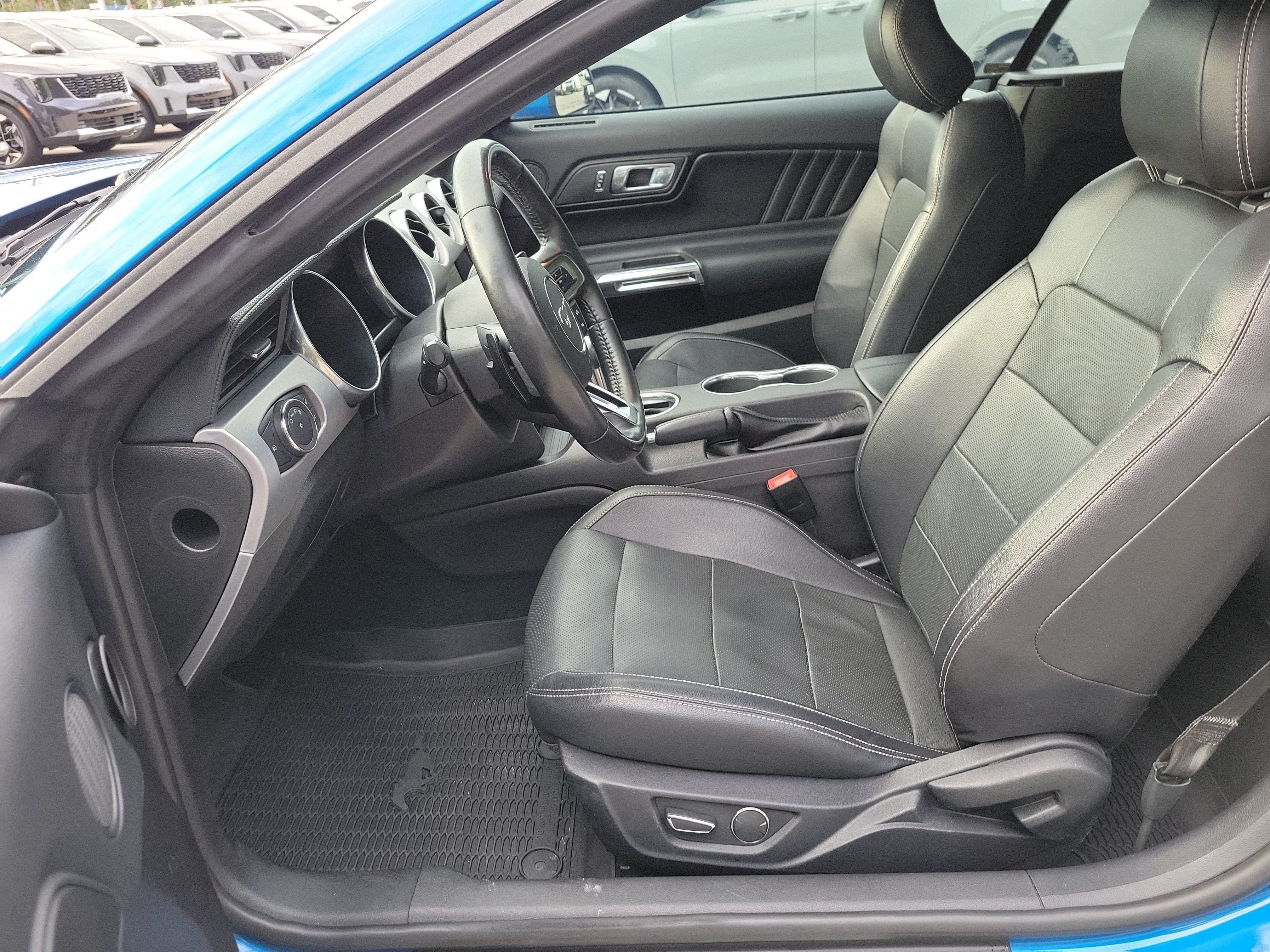 Used 2019 Ford Mustang GT Premium RWD image 13