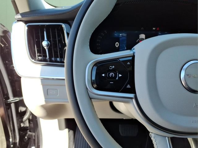 New 2026 Volvo XC60 B5 Ultra w/ Protection Package Premier image 15