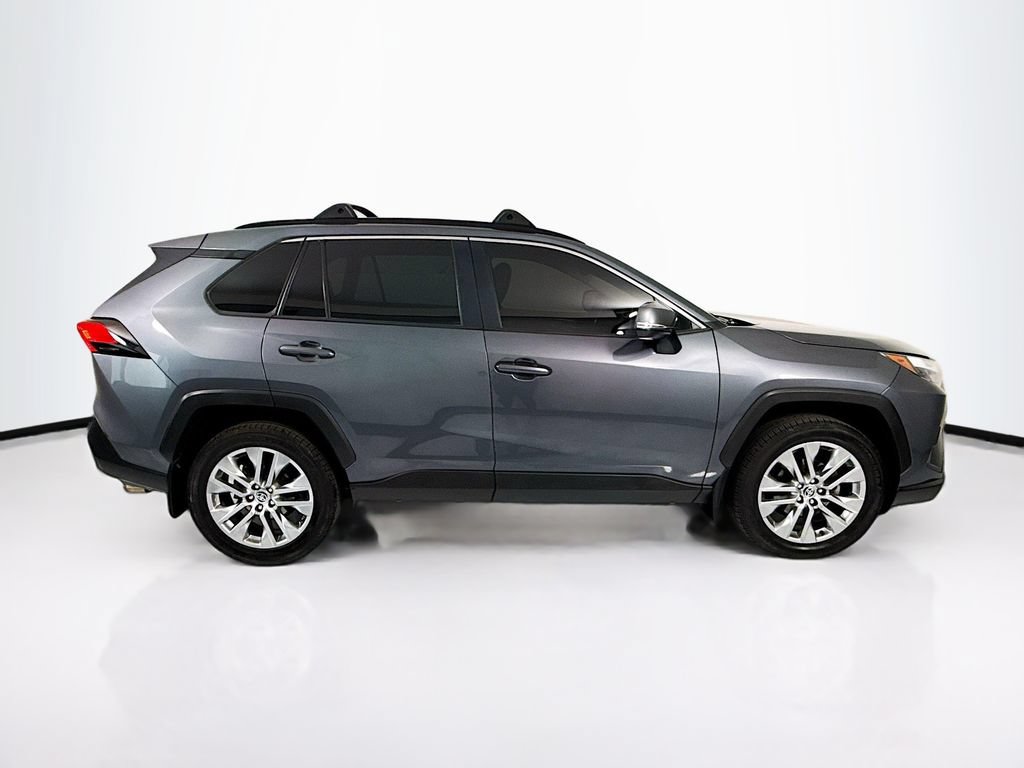 Used 2023 Toyota RAV4 XLE Premium FWD image 4