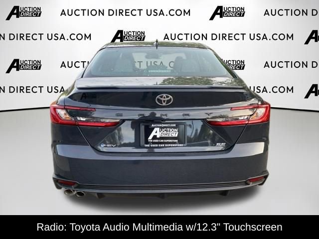Used 2025 Toyota Camry SE w/ Convenience Package image 5