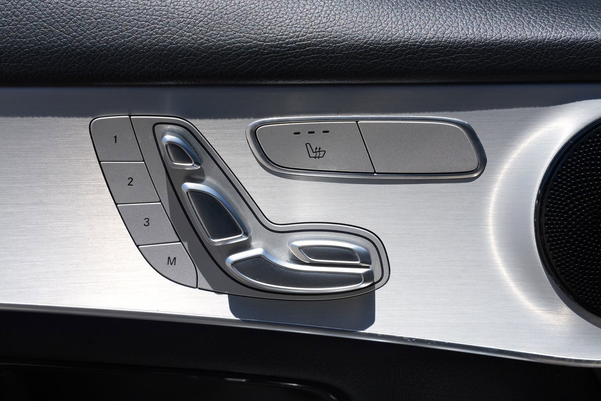 Used 2022 Mercedes-Benz GLC 300 image 16