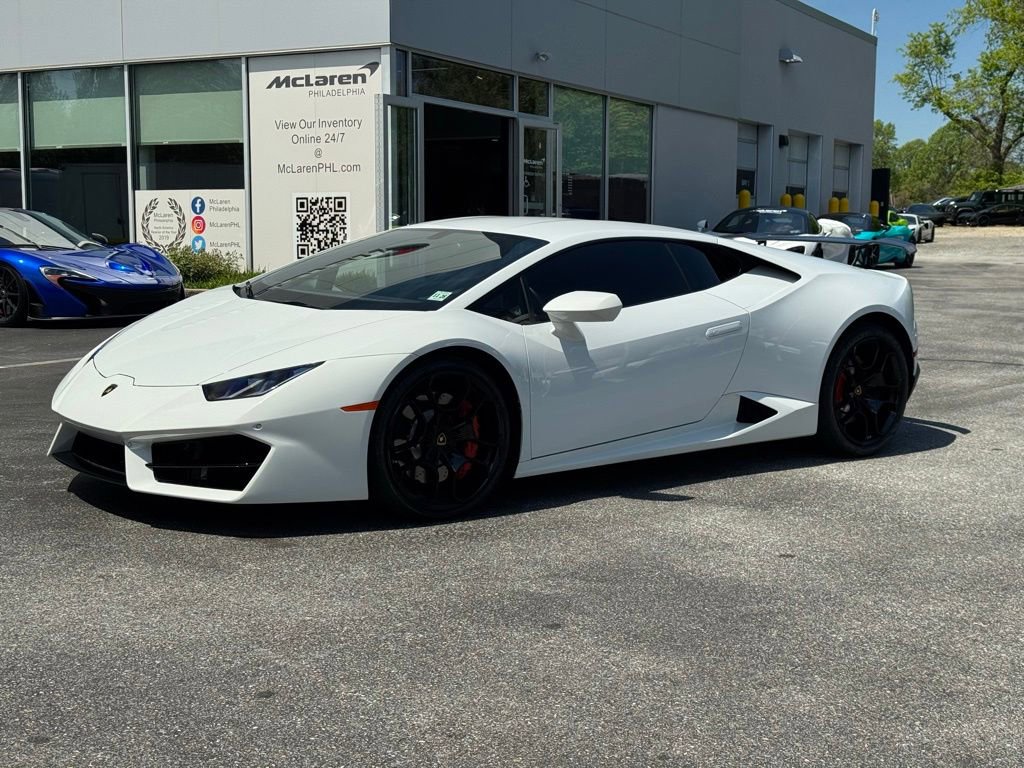 Used 2017 Lamborghini Huracan LP 580-2 RWD image 1