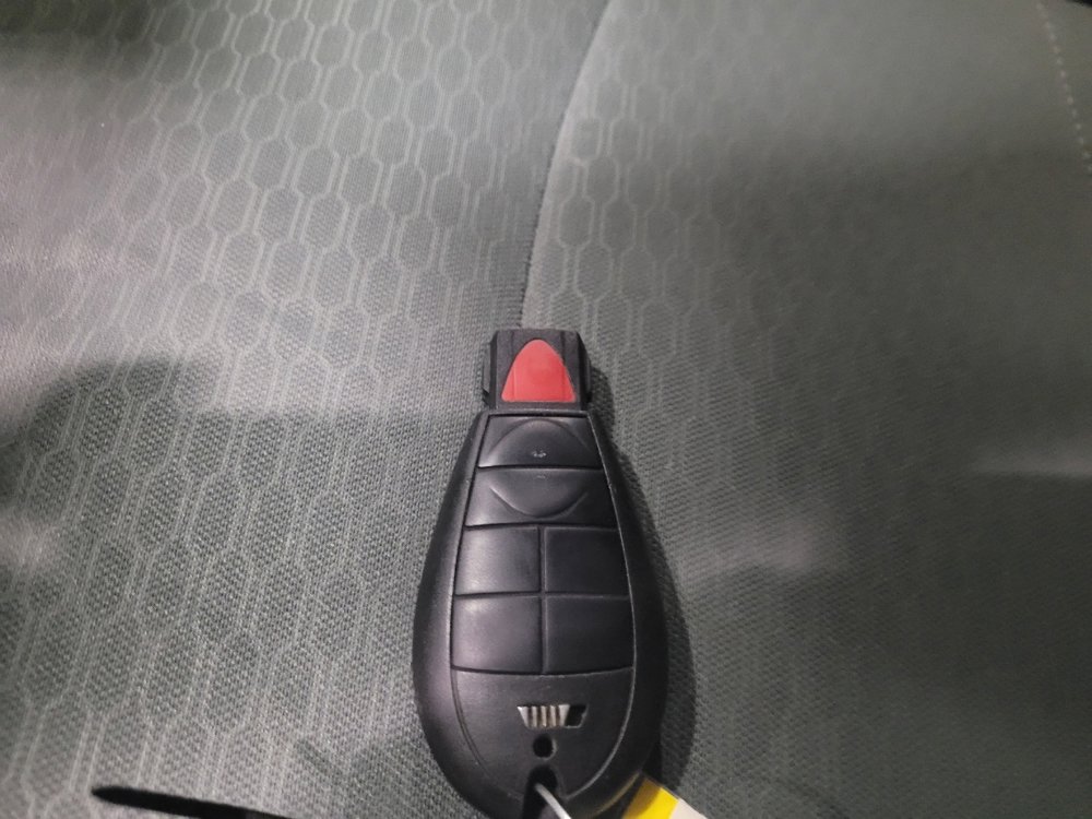 Used 2016 RAM 1500 Classic SLT image 32