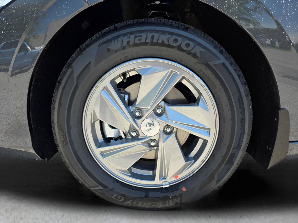 New 2026 Hyundai Elantra SE FWD image 10