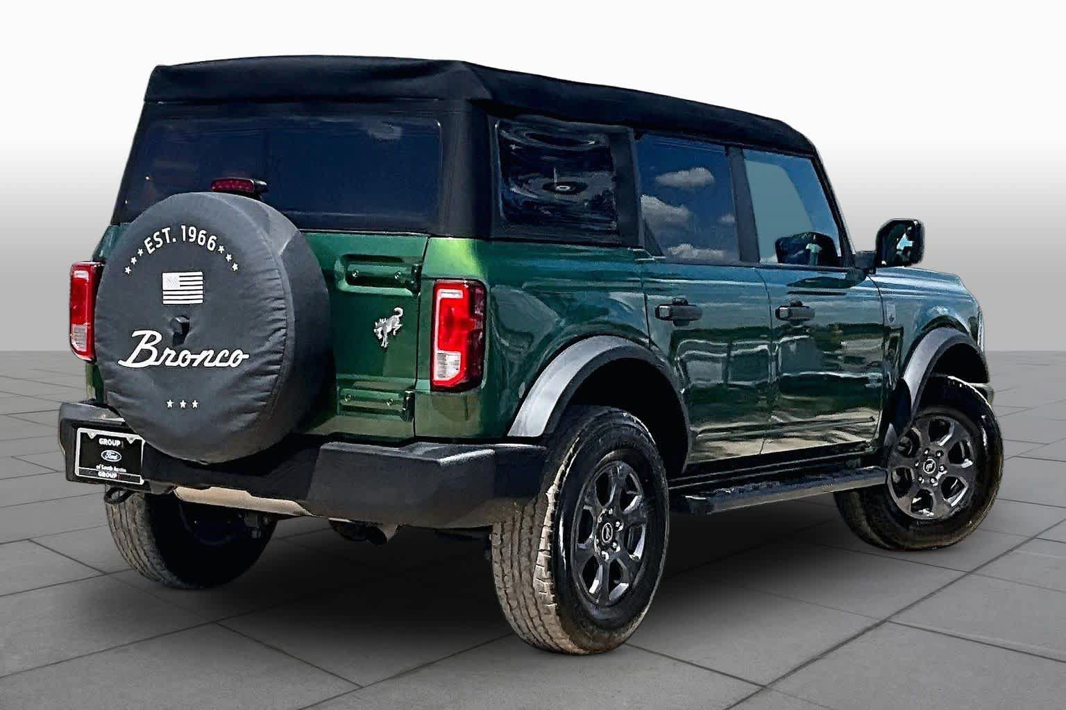 Used 2023 Ford Bronco Big Bend AWD/4WD image 7
