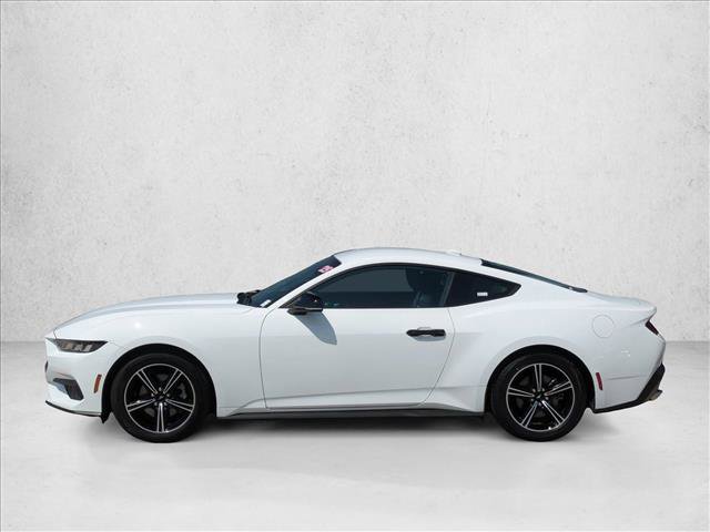 Used 2025 Ford Mustang Coupe RWD image 9