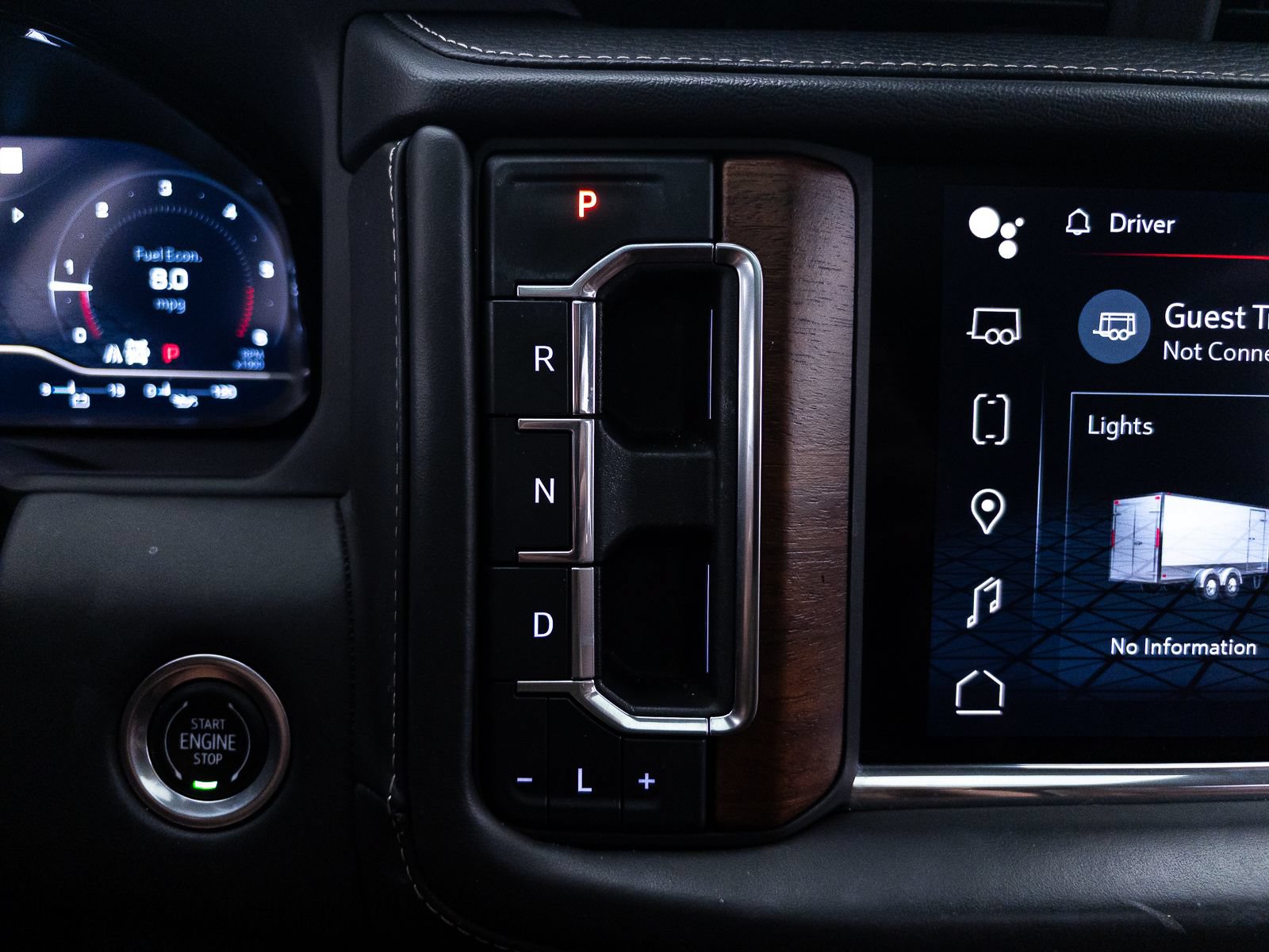 Used 2023 GMC Yukon XL Denali Ultimate AWD/4WD image 40