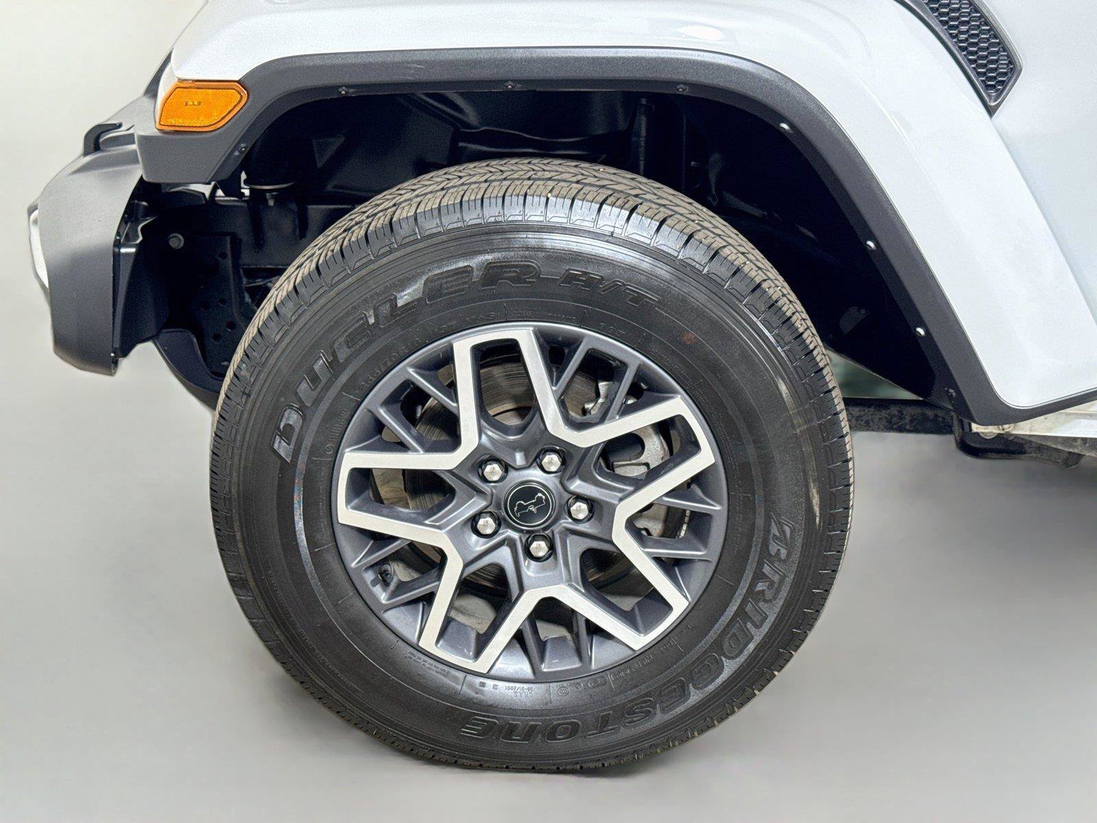 Used 2025 Jeep Wrangler Unlimited Sahara AWD/4WD image 57
