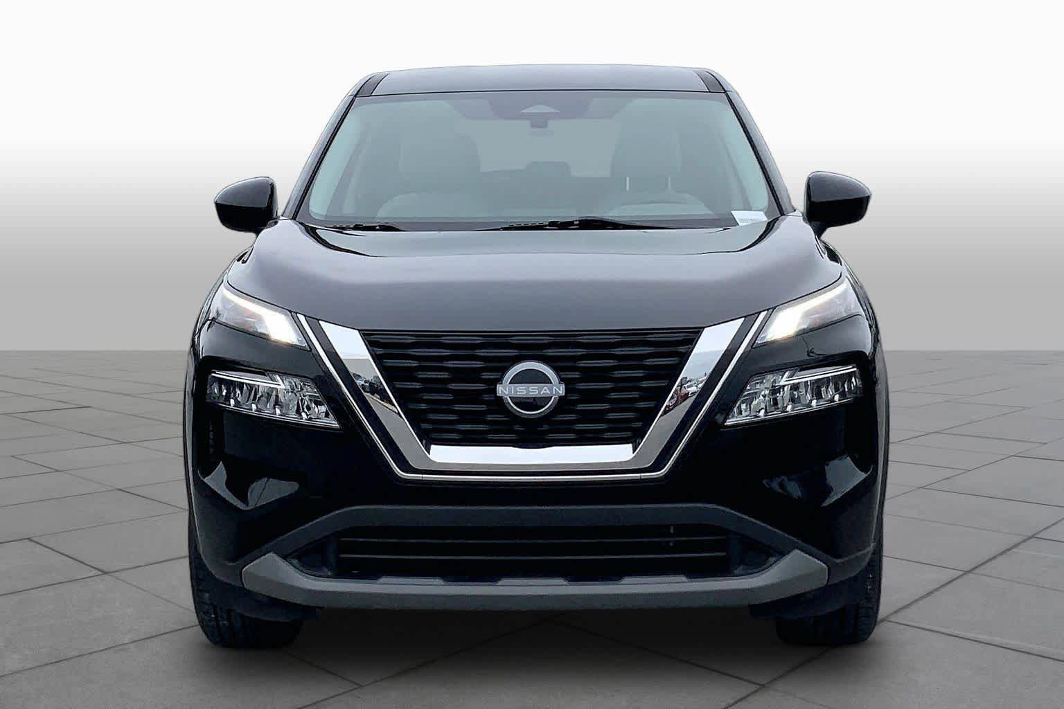 Used 2023 Nissan Rogue SV AWD/4WD image 4