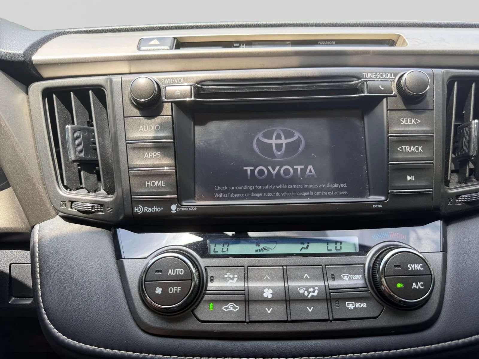 Used 2015 Toyota RAV4 XLE FWD image 21