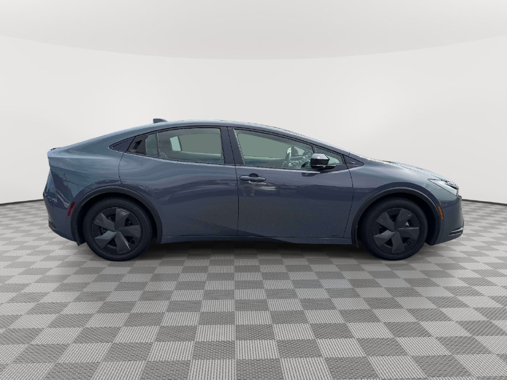Certified 2025 Toyota Prius LE AWD/4WD image 8
