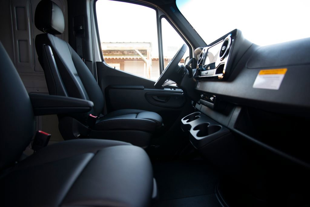 New 2026 Mercedes-Benz Sprinter 2500 image 15