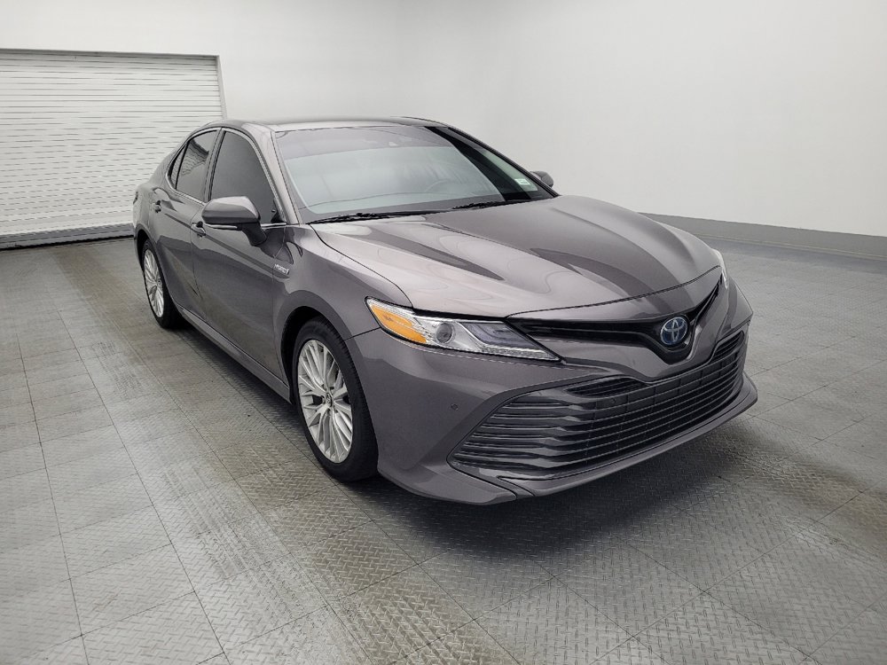 Used 2018 Toyota Camry XLE image 13
