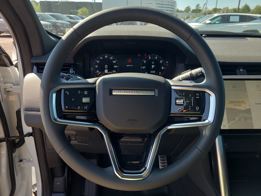 New 2026 Land Rover Discovery Sport Landmark AWD/4WD image 23
