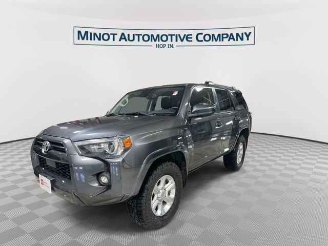 Used 2023 Toyota 4Runner SR5 AWD/4WD image 4