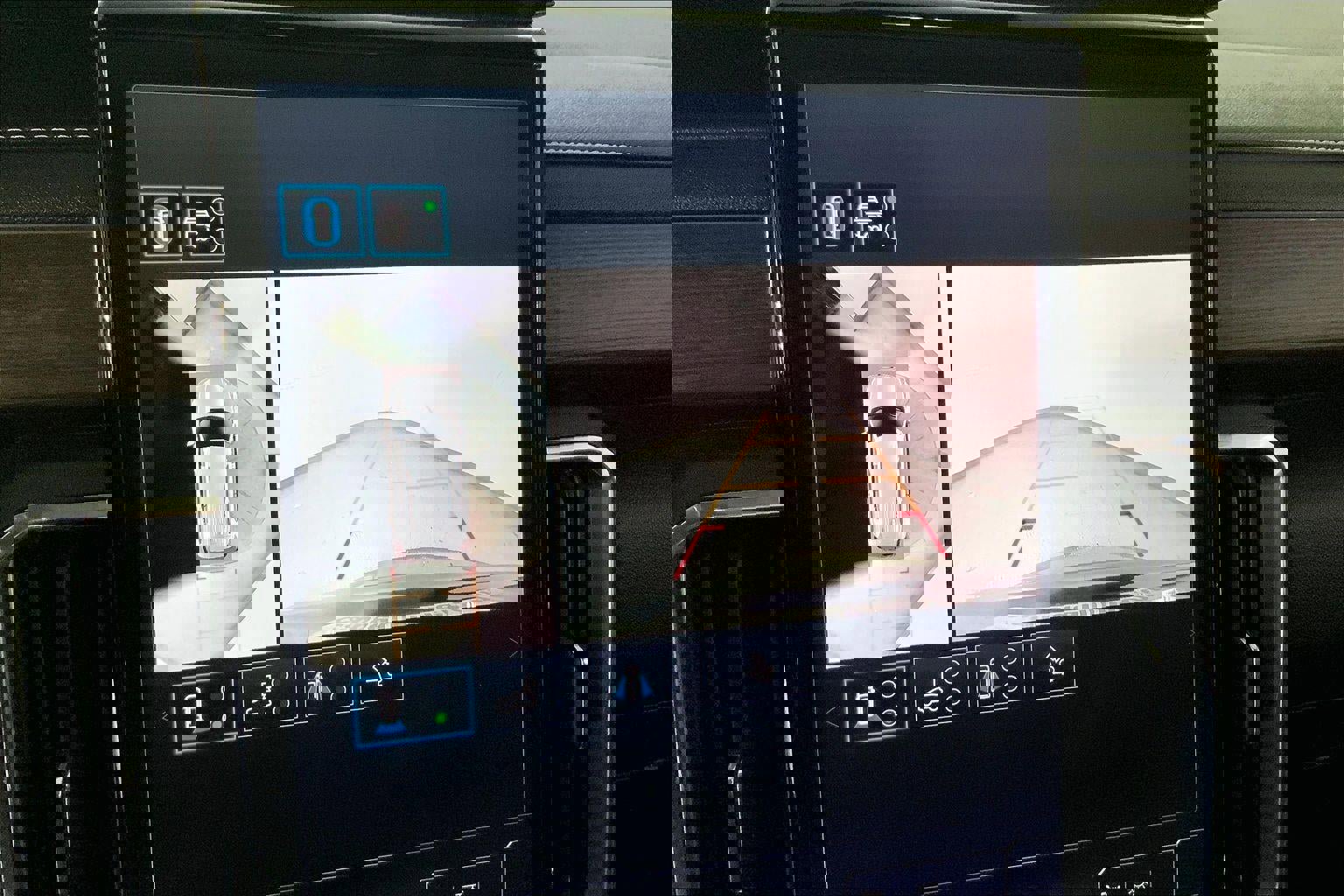 Used 2024 GMC Acadia Denali w/ Super Cruise Package image 21