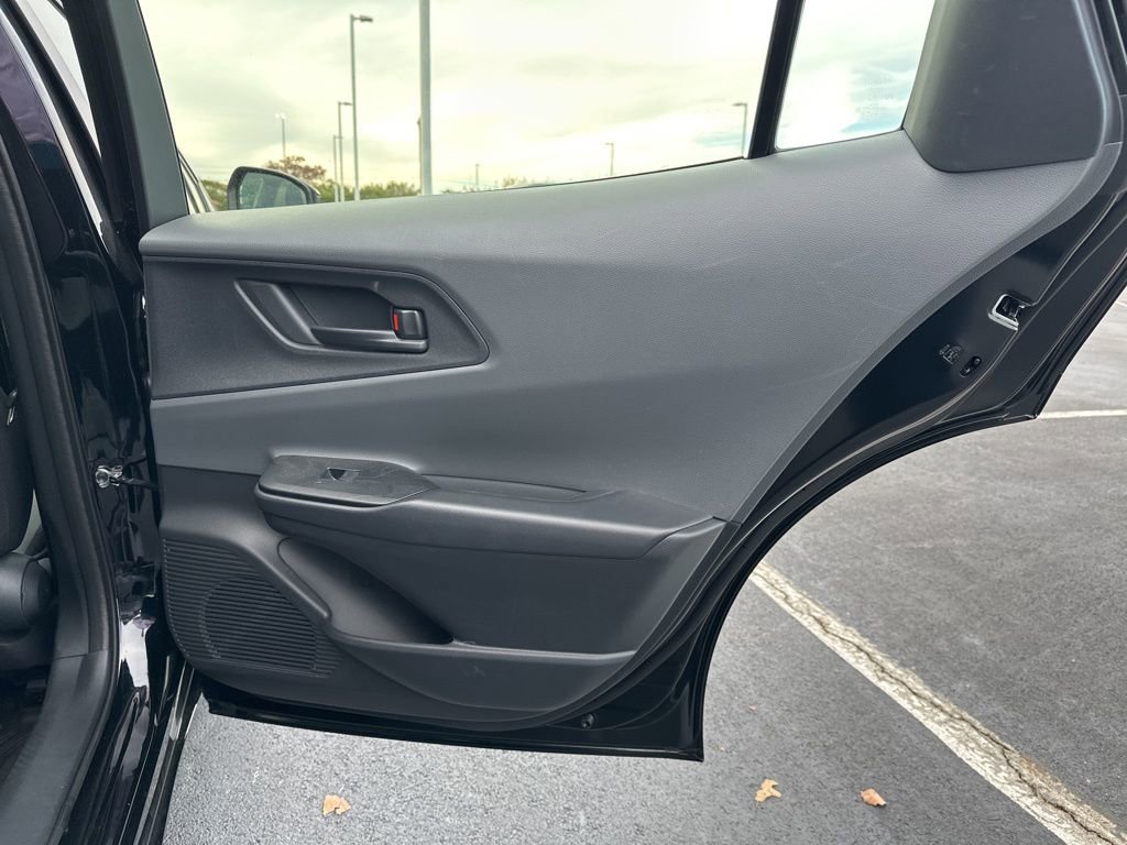 Used 2024 Toyota Prius LE image 11