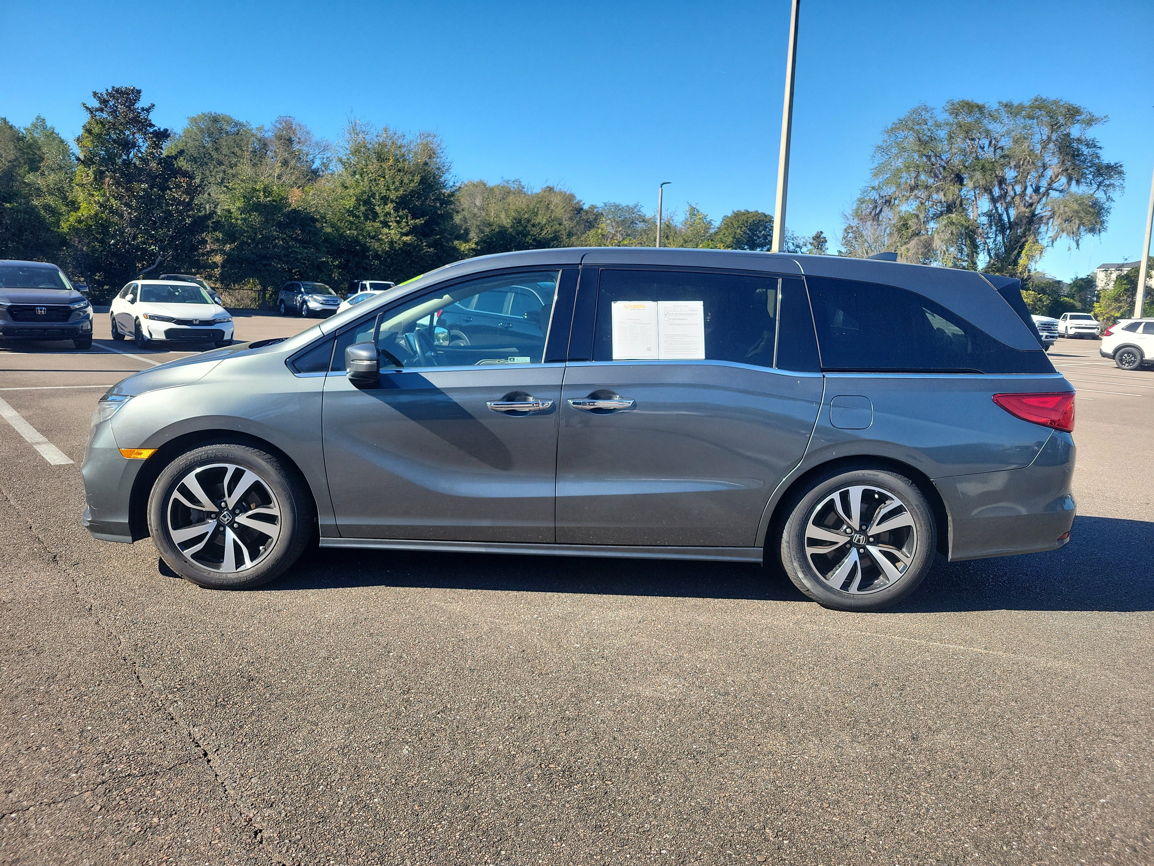 Used 2019 Honda Odyssey Elite image 3