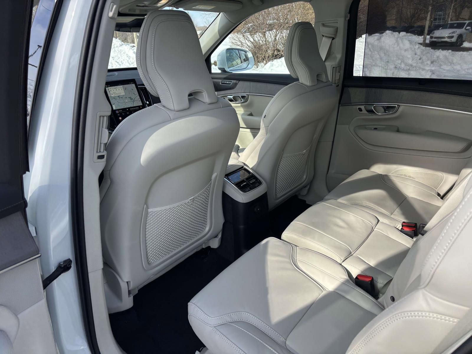 New 2026 Volvo XC90 T8 Ultra w/ Protection Package Premier AWD/4WD image 26