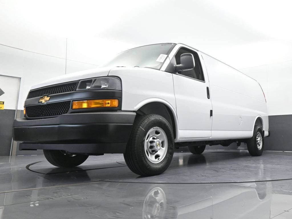 New 2026 Chevrolet Express 2500 Extended w/ Driver Convenience Package RWD image 53