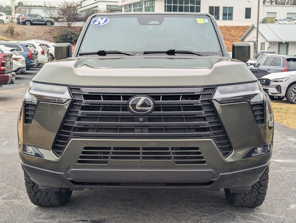 Used 2024 Lexus GX 550 w/ Accessory Package (Z1) AWD/4WD image 9