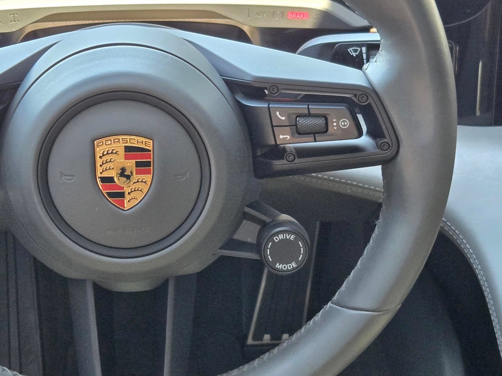 Certified 2022 Porsche Taycan GTS w/ Premium Package (P6U) AWD/4WD image 17