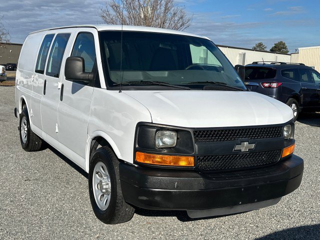 Used 2011 Chevrolet Express 1500 image 4