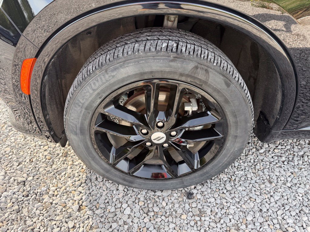 Used 2025 Dodge Durango GT AWD/4WD image 40