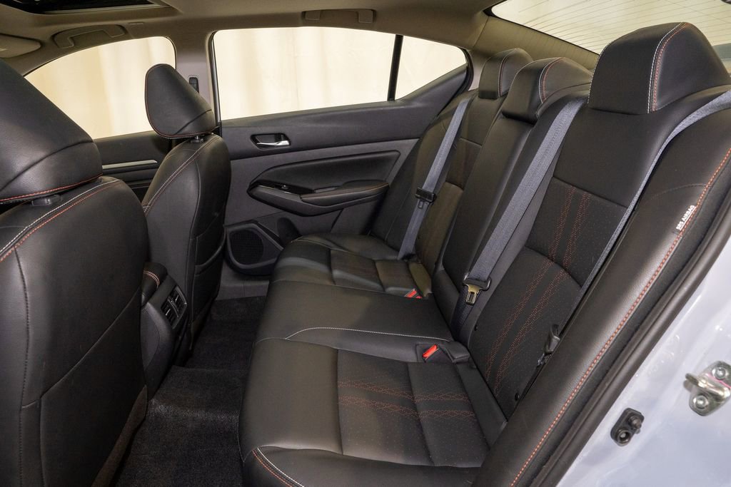 Certified 2023 Nissan Altima 2.0 SR image 9