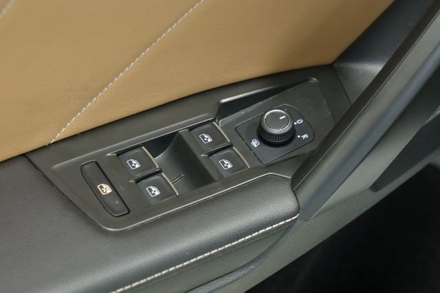 Used 2024 Volkswagen Tiguan SE image 30