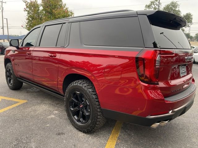 Used 2025 GMC Yukon XL AT4 Ultimate AWD/4WD image 4