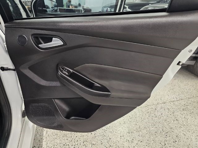 Used 2013 Ford Focus ST image 28