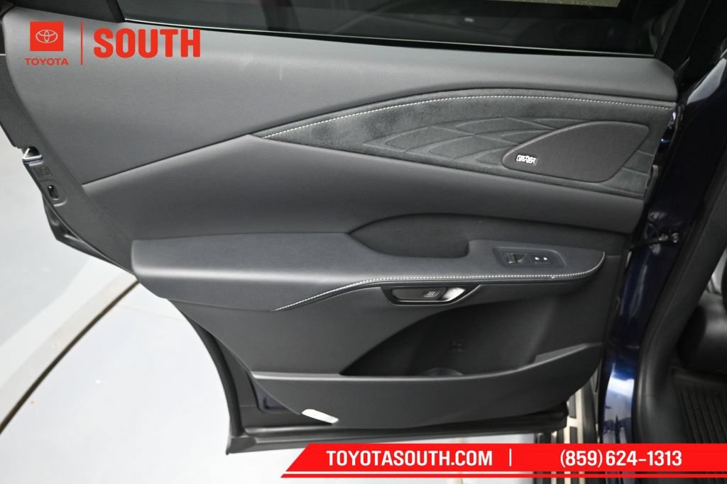 Used 2023 Lexus RX 350 F Sport w/ Accessory Package AWD/4WD image 29