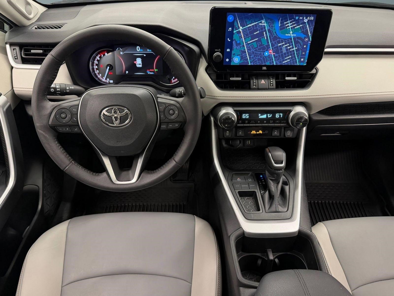 Used 2023 Toyota RAV4 XLE Premium FWD image 25