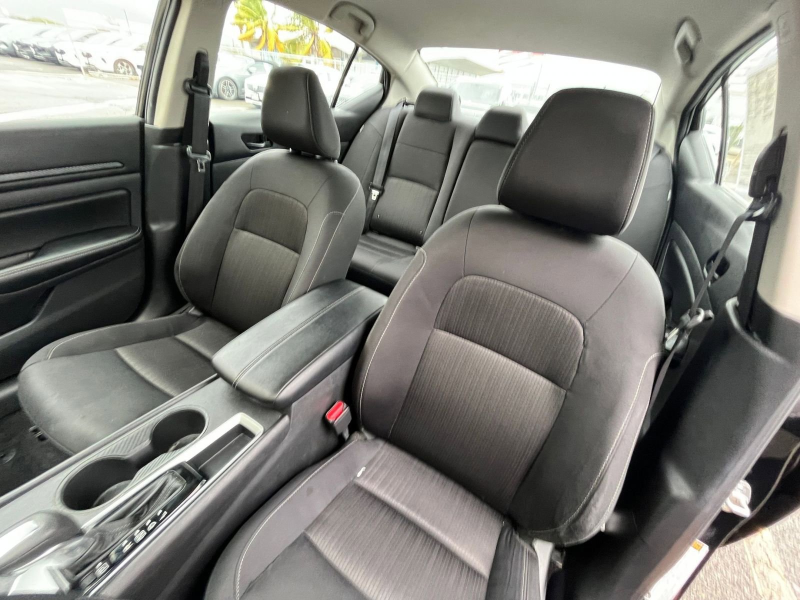 Used 2025 Nissan Altima 2.5 SV image 37